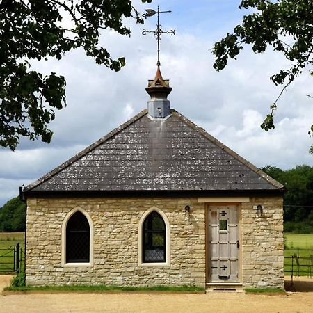 School Lodge Frome Exterior photo