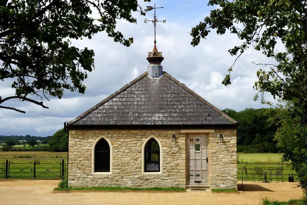 School Lodge Frome Exterior photo